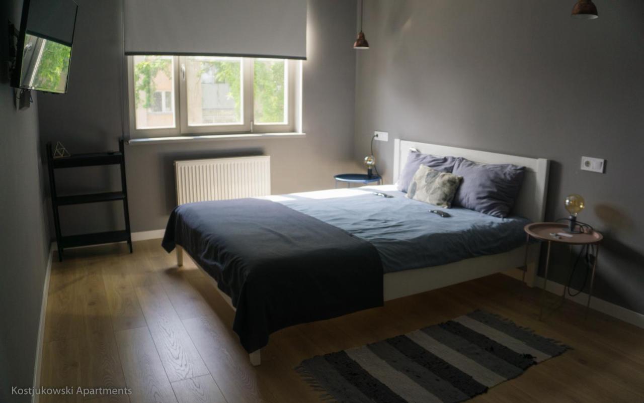 Apart-Hotel Kostjukowski Apartments Nizhynska 17 Lviv Buitenkant foto