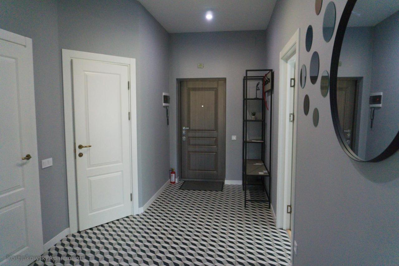 Apart-Hotel Kostjukowski Apartments Nizhynska 17 Lviv Buitenkant foto