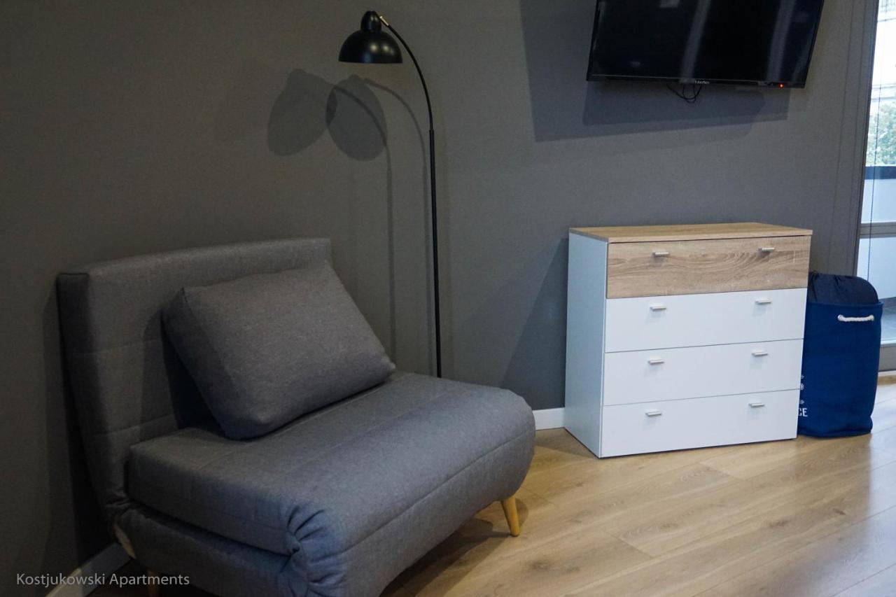 Apart-Hotel Kostjukowski Apartments Nizhynska 17 Lviv Buitenkant foto