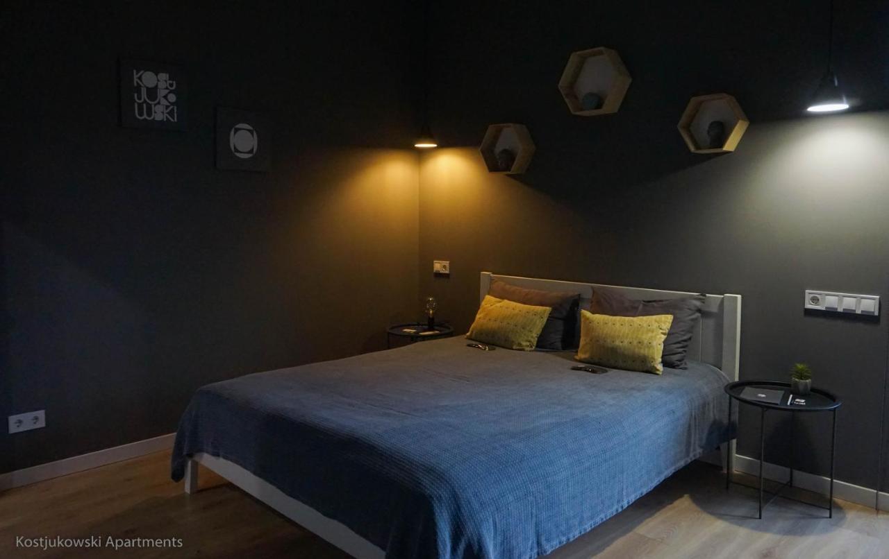 Apart-Hotel Kostjukowski Apartments Nizhynska 17 Lviv Buitenkant foto