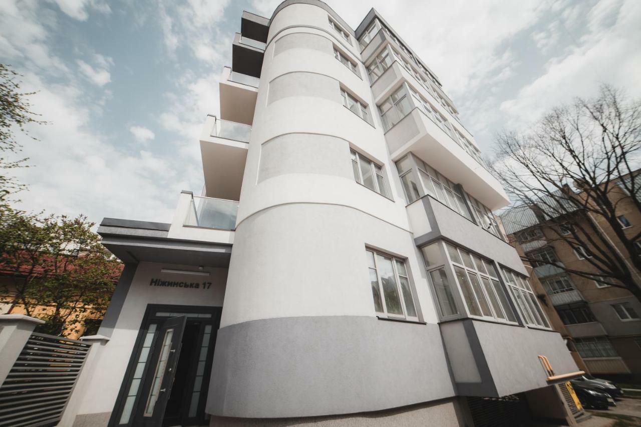 Apart-Hotel Kostjukowski Apartments Nizhynska 17 Lviv Buitenkant foto